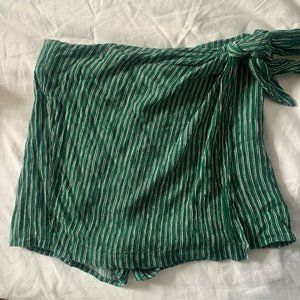 Dee Elly Green Striped Skort Size small